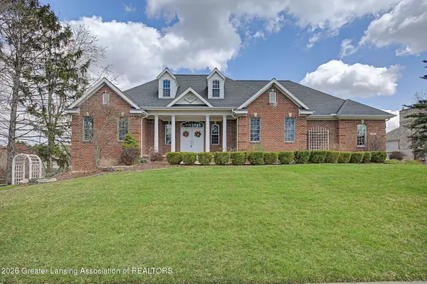 6330 Island Lake Drive, East Lansing, MI 48823