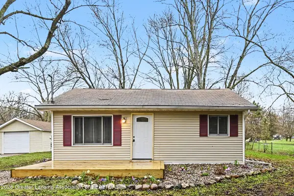 2158 Haslett Road, East Lansing, MI 48823