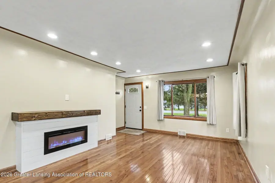 2158 Haslett Road, East Lansing, MI 48823 - #2