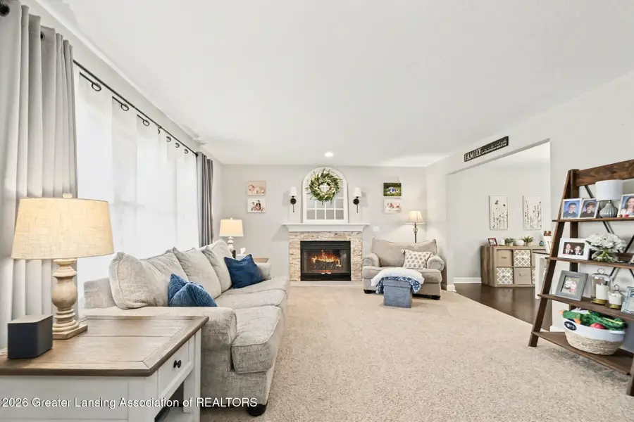 401 W Brunswick Drive, Dewitt, MI 48820 - #2