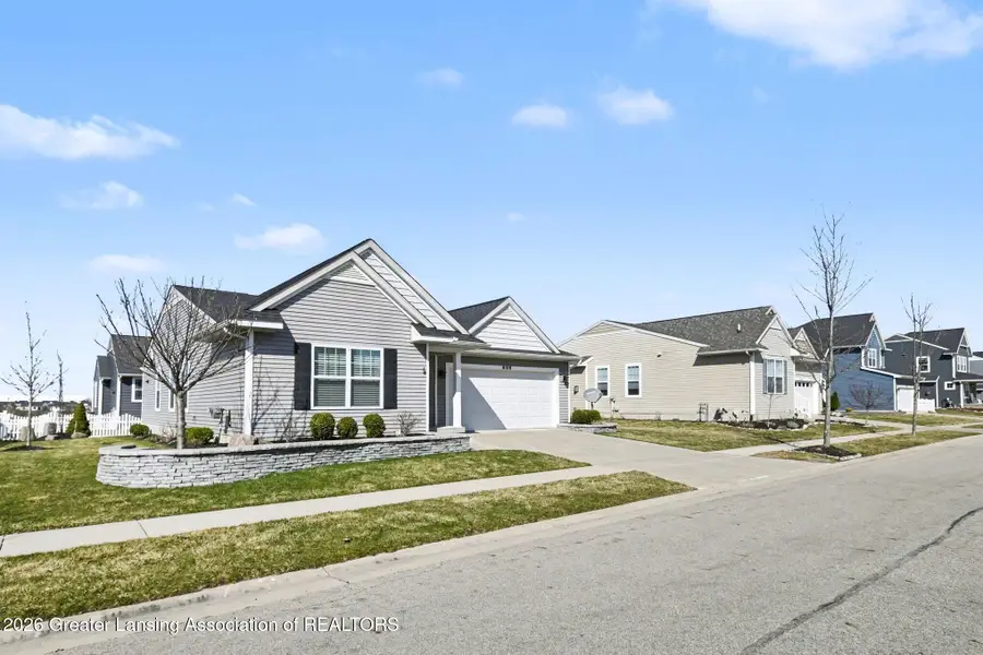 688 Accipiter Way, East Lansing, MI 48823 - #3