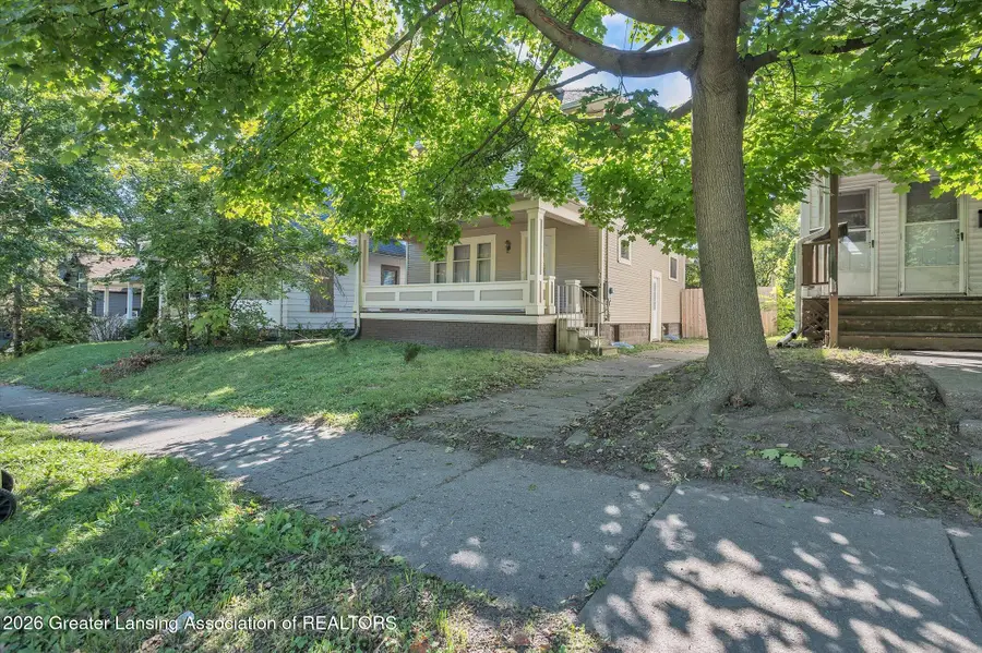 1212 E Kalamazoo Street, Lansing, MI 48912 - #2
