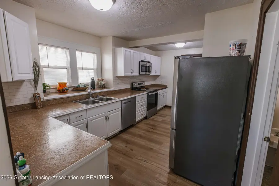 1130 N Genesee Drive, Lansing, MI 48915 - #2