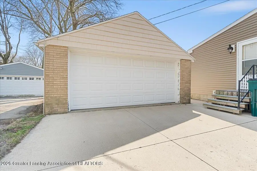 1615 W Ottawa Street, Lansing, MI 48915 - #3