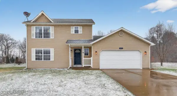 50555 Chardonnay Street, Paw Paw, MI 49079