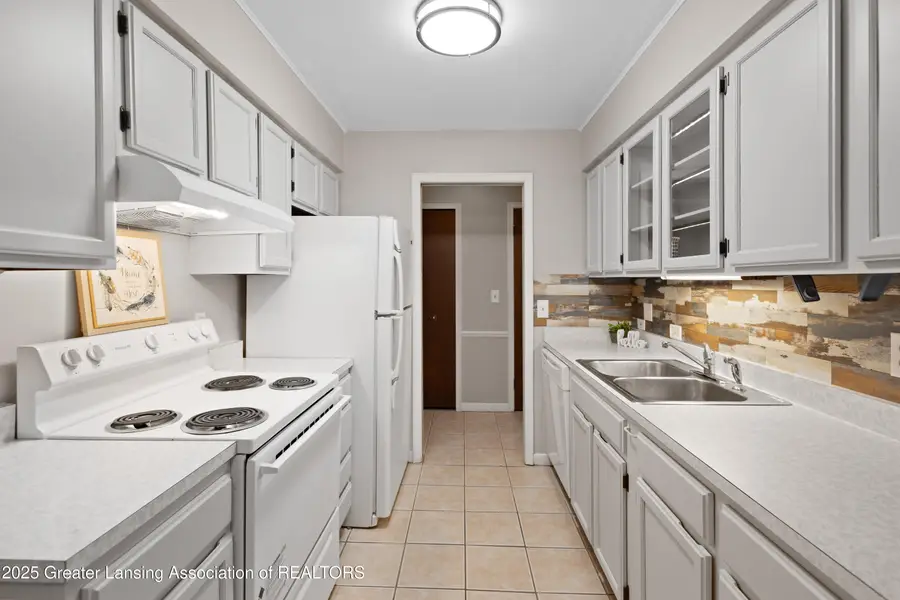 6165 E Innkeepers Court #76, East Lansing, MI 48823 - #3