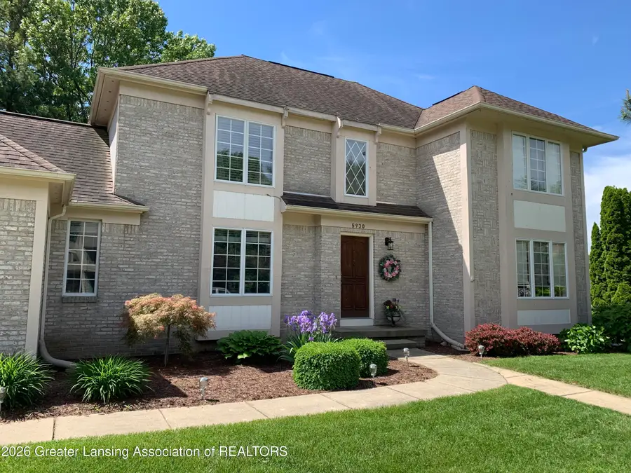 5930 Eagles Way, Haslett, MI 48840 - #2