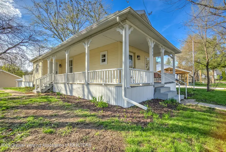 318 S Main Street, Leslie, MI 49251 - #2