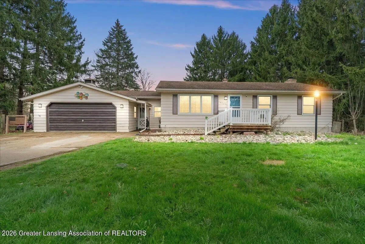 6603 W Cutler Road, Dewitt, MI 48820 - #1