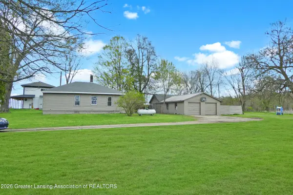 2881 Devine Road, Nashville, MI 49073