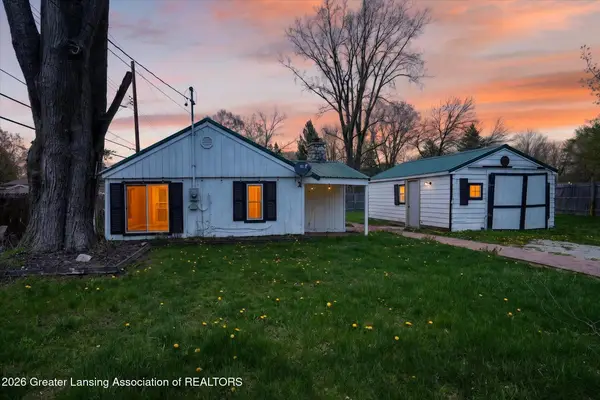 3024 W Jolly Road, Lansing, MI 48911