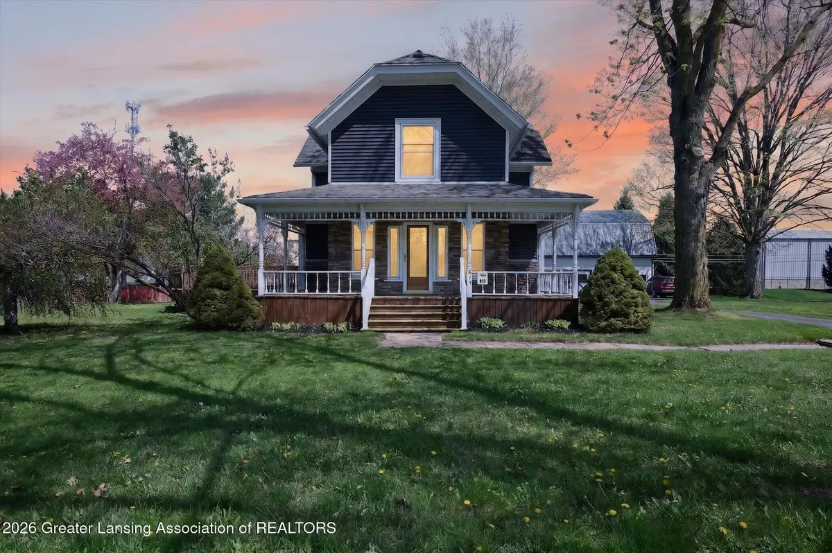 813 S Putnam Street, Williamston, MI 48895 - #1