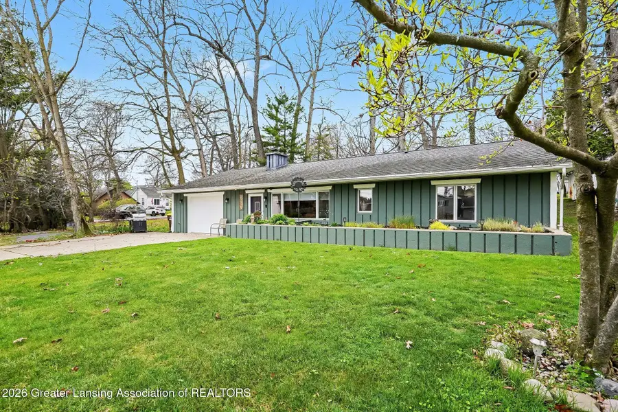 6275 Lake Drive, Haslett, MI 48840 - #3