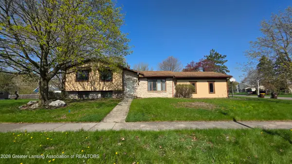 2105 Briarhill Drive, Lansing, MI 48917