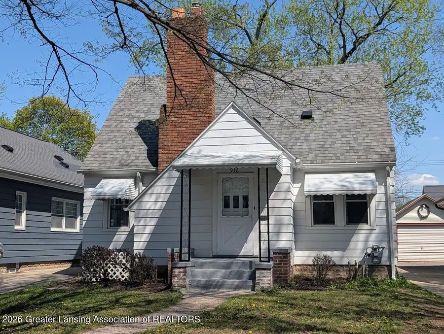 916 Cleo Street, Lansing, MI 48915 - #2