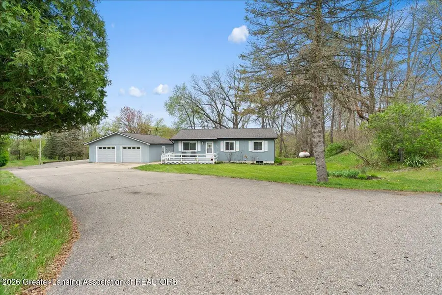 609 W Dexter Trail, Mason, MI 48854 - #3