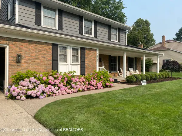 5927 Shadow Lawn Drive, East Lansing, MI 48823