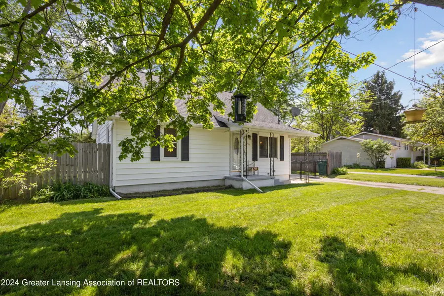 903 S Bostwick Street, Charlotte, MI 48813 - #3