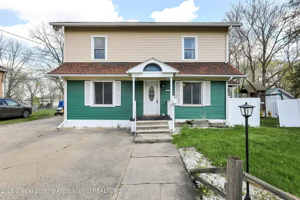 630 N Cochran Avenue, Charlotte, MI 48813