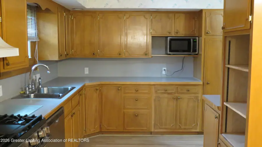 315 N Carole Drive, Elsie, MI 48831 - #3