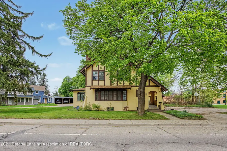 333 E Lawrence Avenue, Charlotte, MI 48813 - #2