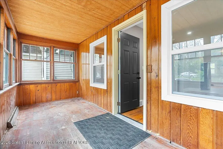 710 Leslie Street, Lansing, MI 48912 - #3