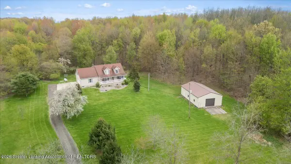5049 S Saint Clair Road, St. Johns, MI 48879