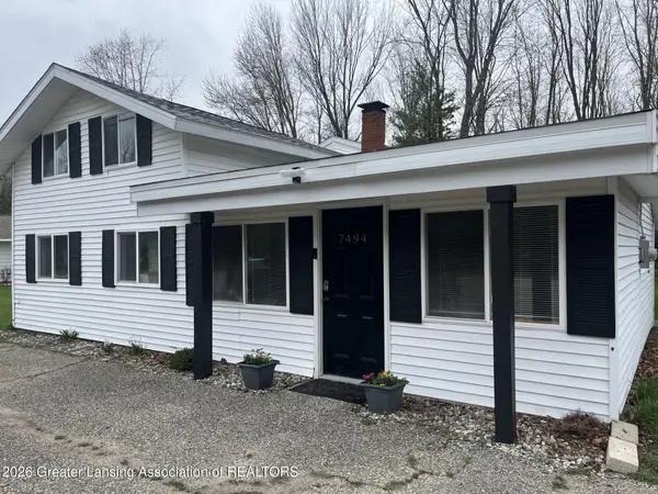 7494 E Houghton Lake Drive, Houghton Lake, MI 48629