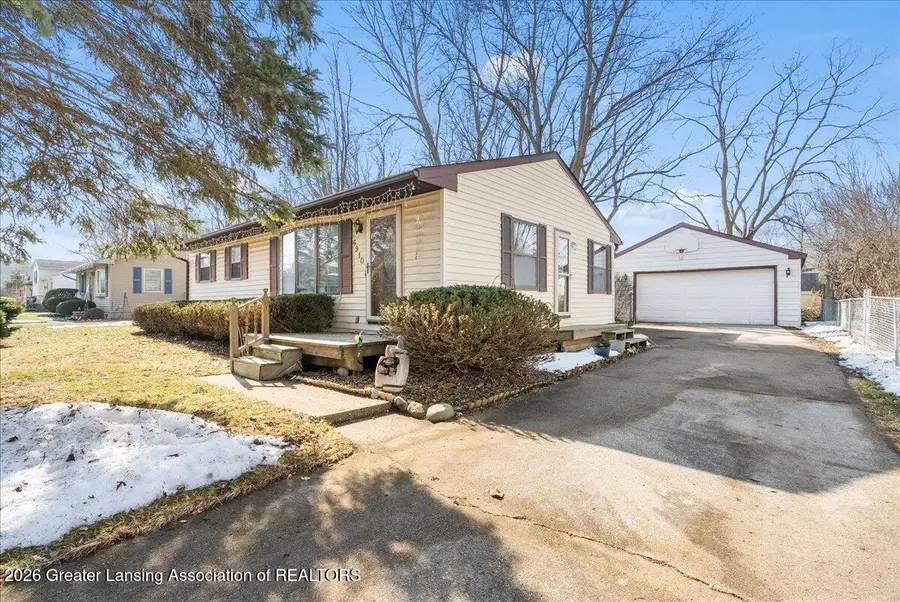 6910 Calson Drive, Lansing, MI 48911 - #2