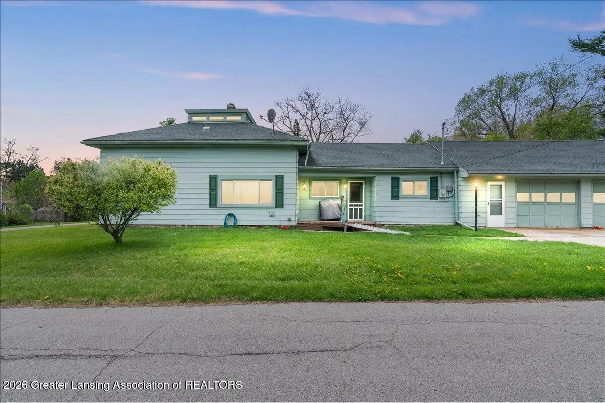143 E High Street, Ovid, MI 48866 - #1