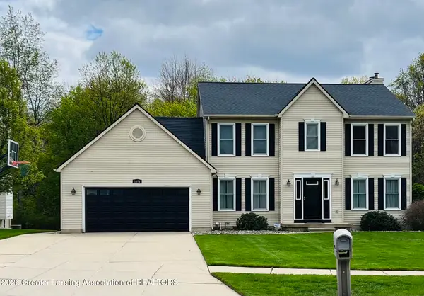 1075 Lacosta Drive, DeWitt, MI 48820