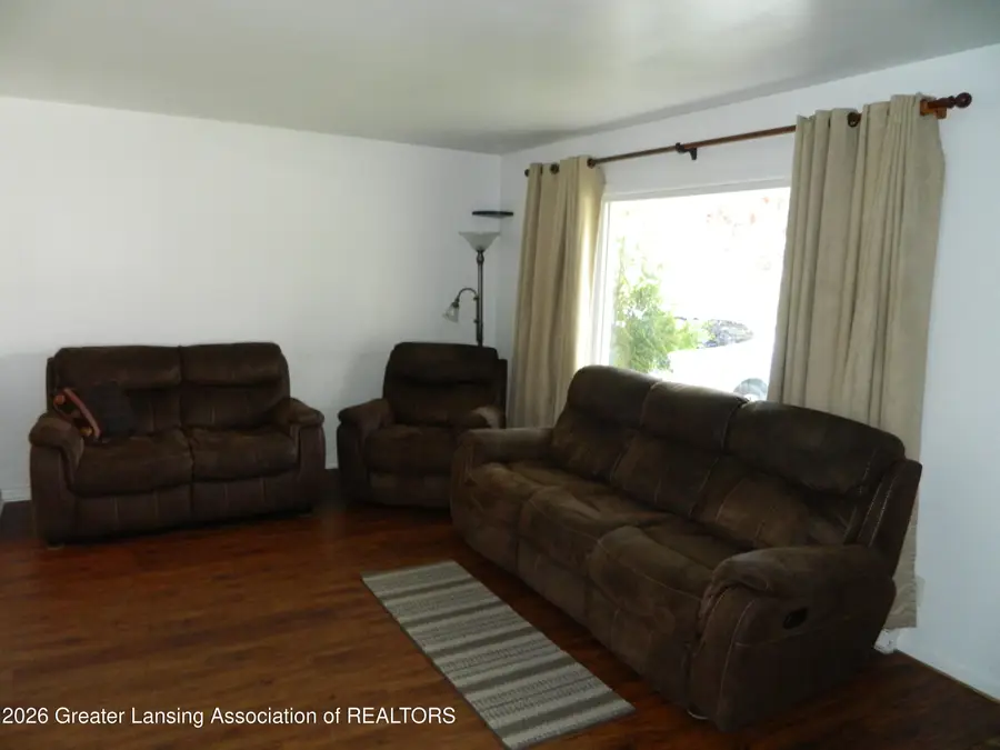 4123 Devonshire Avenue, Lansing, MI 48910 - #3