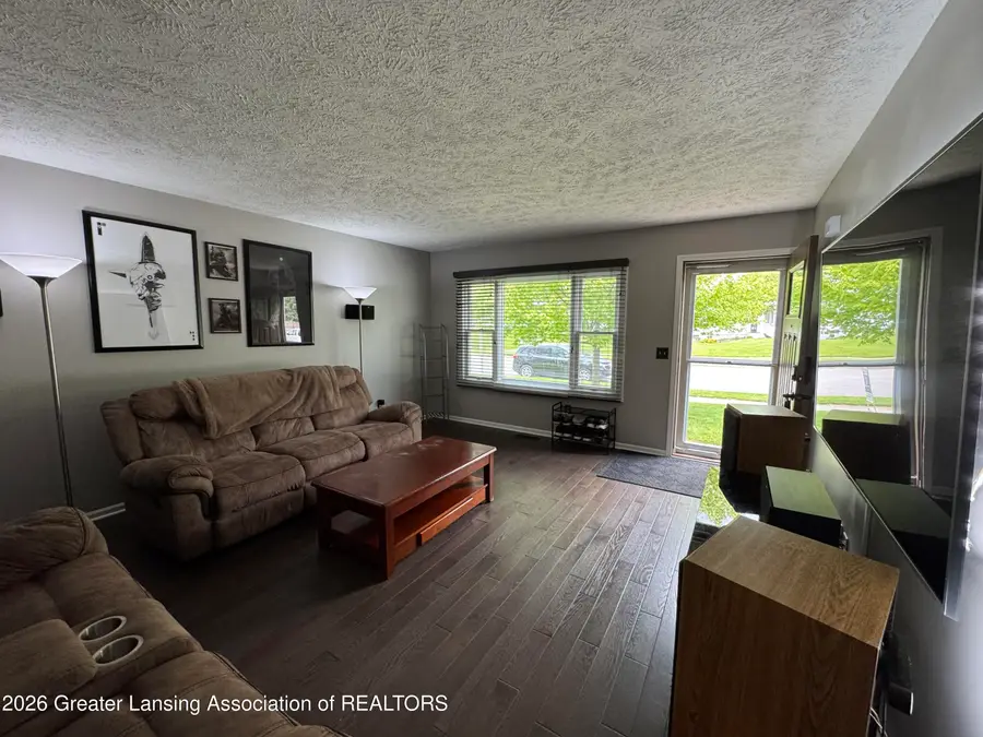 4019 Chickory Lane, Lansing, MI 48910 - #2