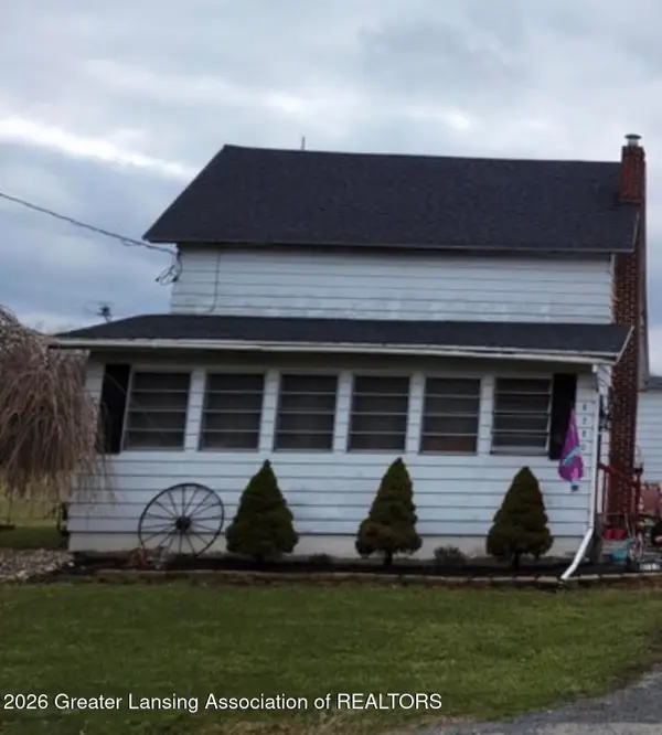 8280 S Dewitt Road, DeWitt, MI 48820