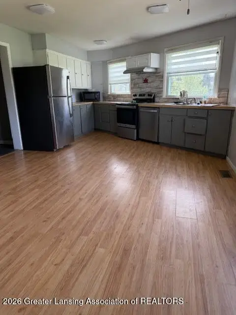 8280 S Dewitt Road, Dewitt, MI 48820 - #2