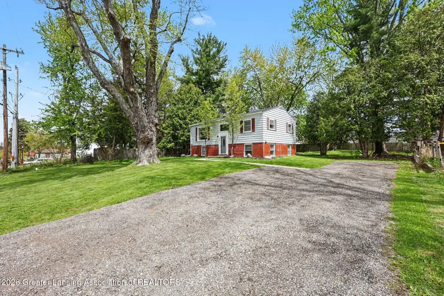 109 S Sherman Street, Leslie, MI 49251 - #3