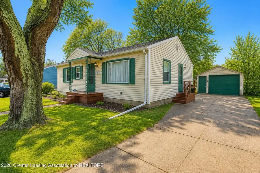 1706 S Holly Way, Lansing, MI 48910 - #2
