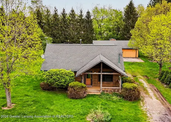 857 Bulling Lane, Charlotte, MI 48813