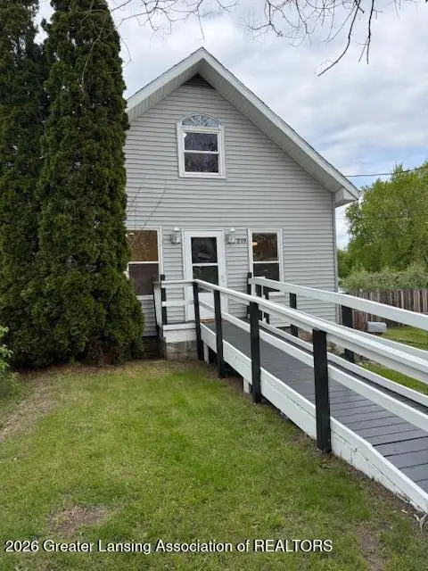 219 E Harris Street, Lansing, MI 48906