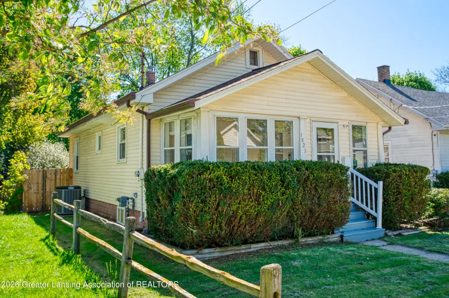 1823 Delevan Avenue, Lansing, MI 48910 - #2