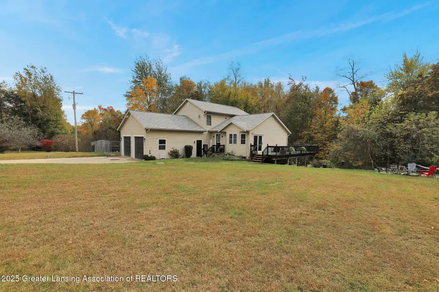 11877 W Herbison Road, Eagle, MI 48822 - #2