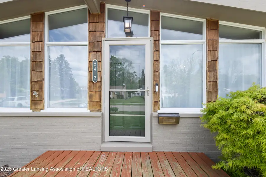2412 Ridgeline Drive, Lansing, MI 48912 - #2