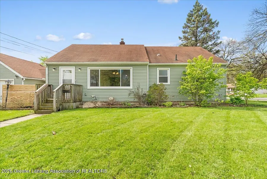 2800 Fernwood Avenue, Lansing, MI 48912 - #2