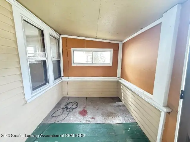 1209 W Mount Hope Avenue, Lansing, MI 48910 - #3