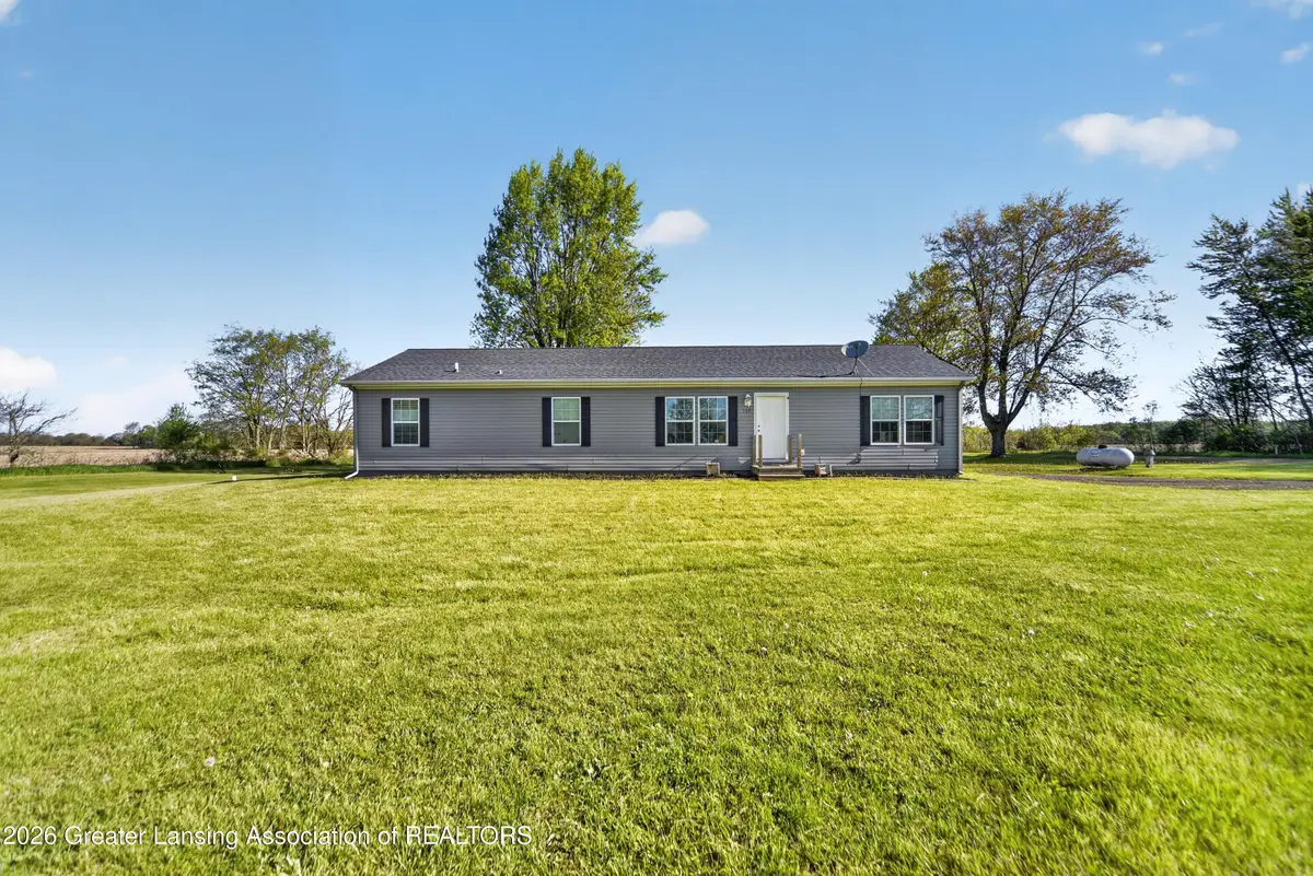 107 10 Mile Road, Union City, MI 49094 - #1