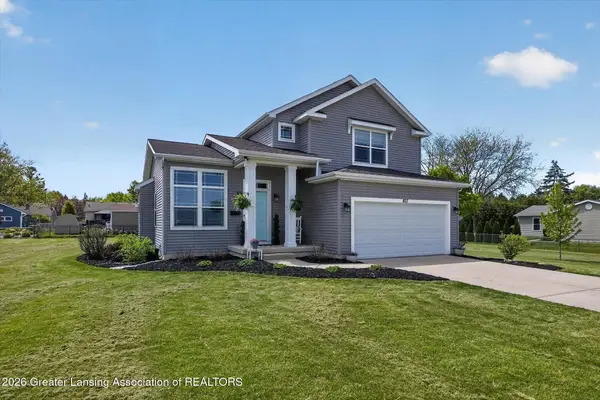 807 W Cass Street, St. Johns, MI 48879