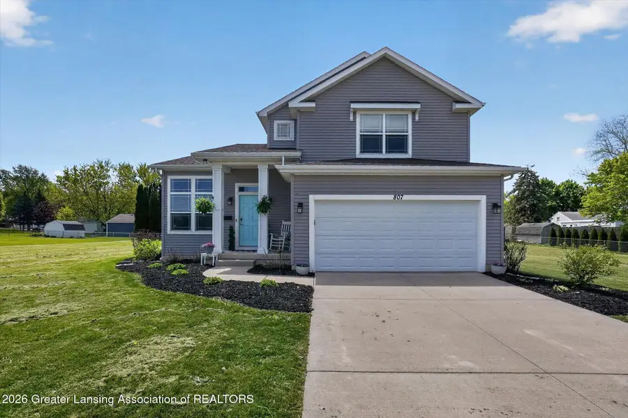 807 W Cass Street, Saint Johns, MI 48879 - #2