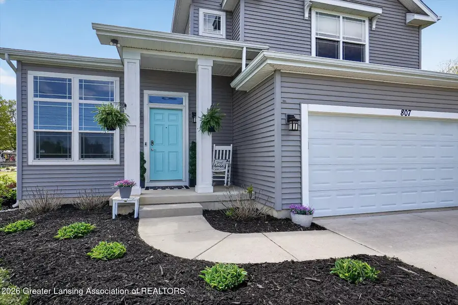 807 W Cass Street, Saint Johns, MI 48879 - #3