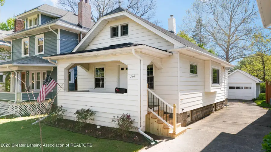 328 N Clemens Avenue, Lansing, MI 48912 - #3