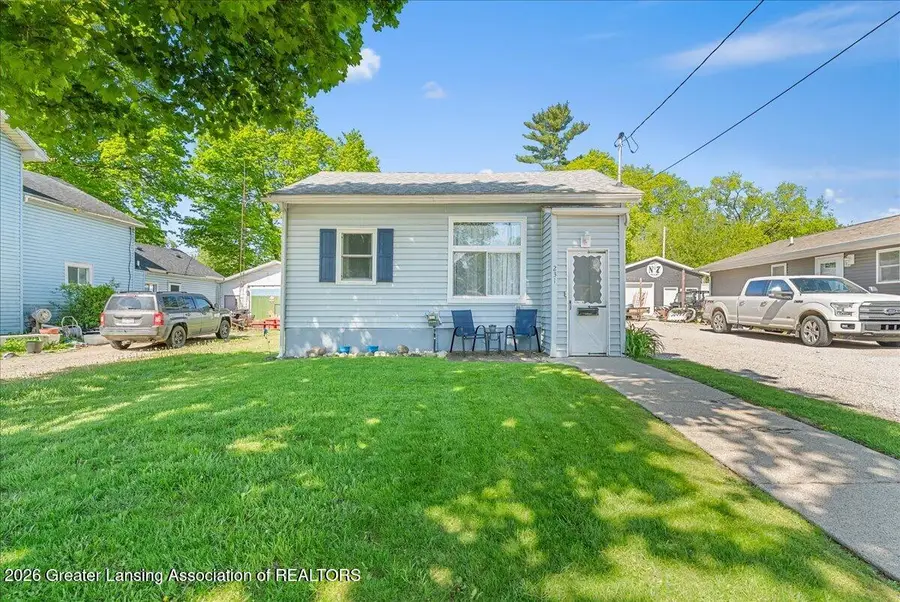 231 N Sheldon Street, Charlotte, MI 48813 - #2